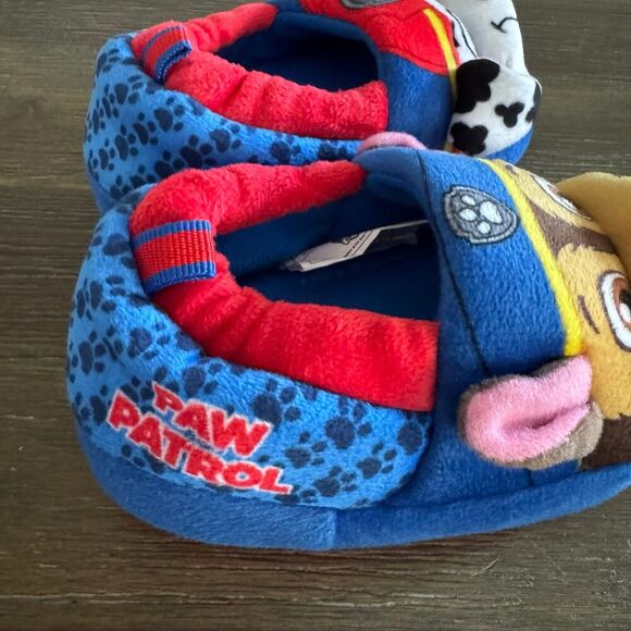 Paw Patrol Toddler Boys slippers Size 5/6 Chase Marshall - Picture 2 of 8